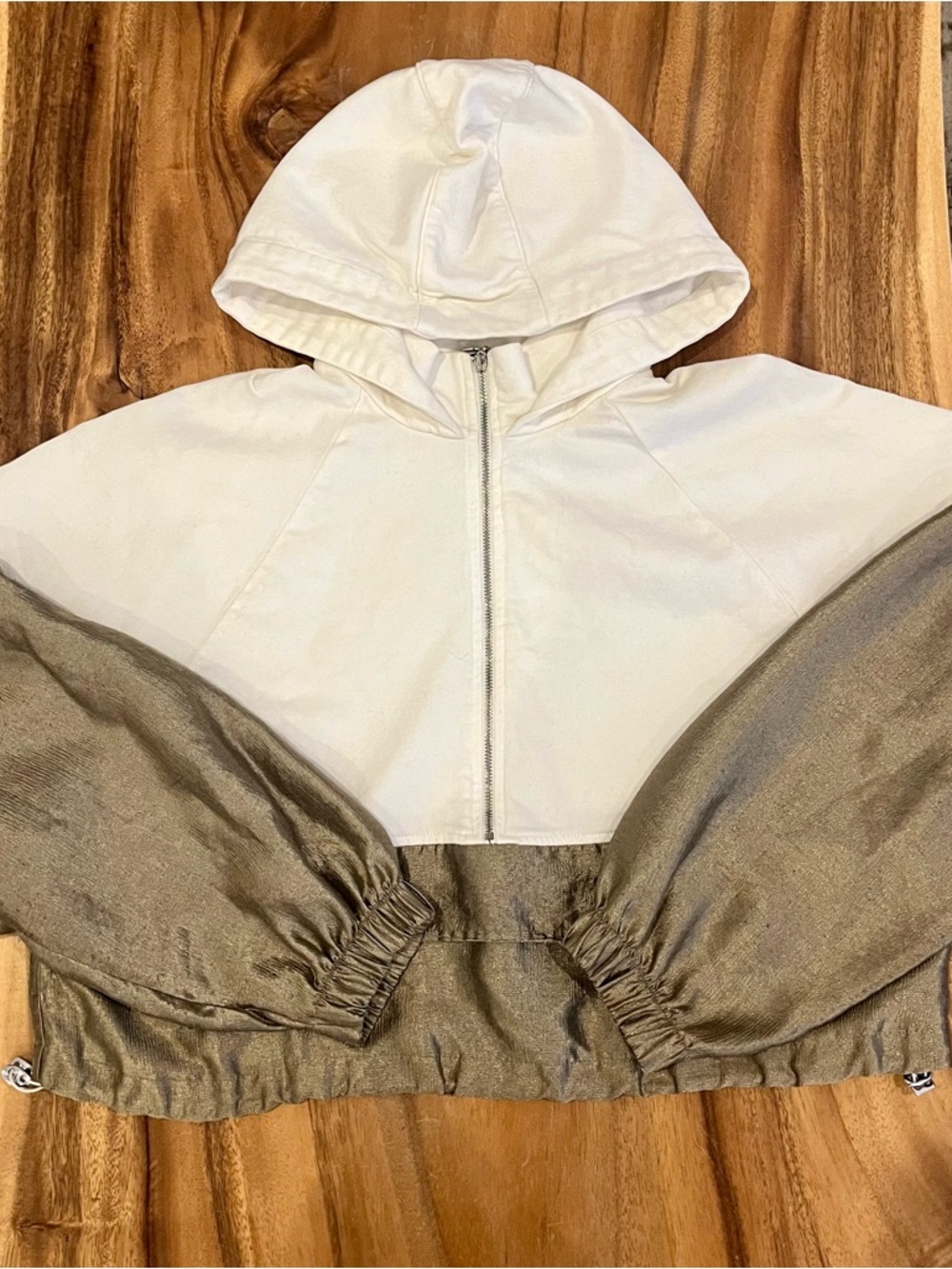 Zara Off-White Cropped Hoodie with Metallic Accents